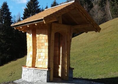 Holz Kapelle ohne Türe Christian Egger M-B-S Modul-Bau